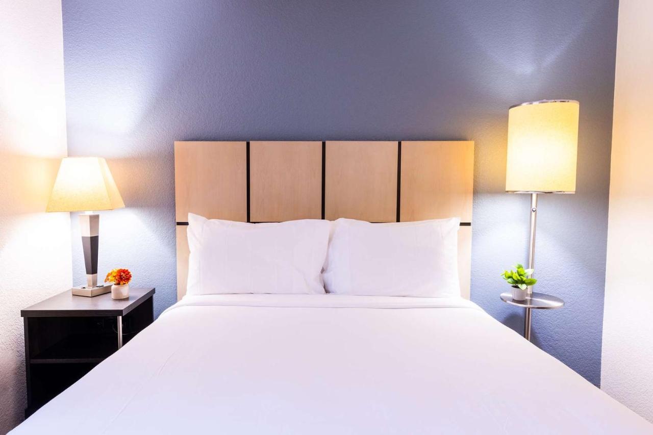 Sonesta Simply Suites Арлінгтон Екстер'єр фото