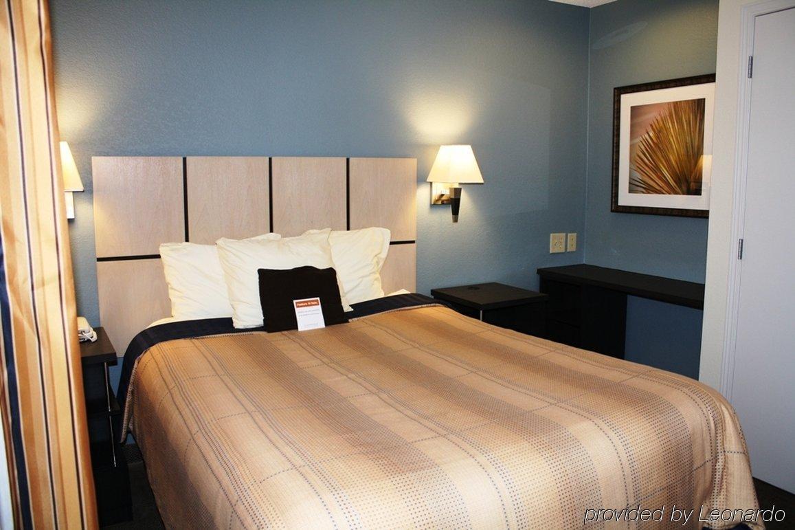 Sonesta Simply Suites Арлінгтон Екстер'єр фото